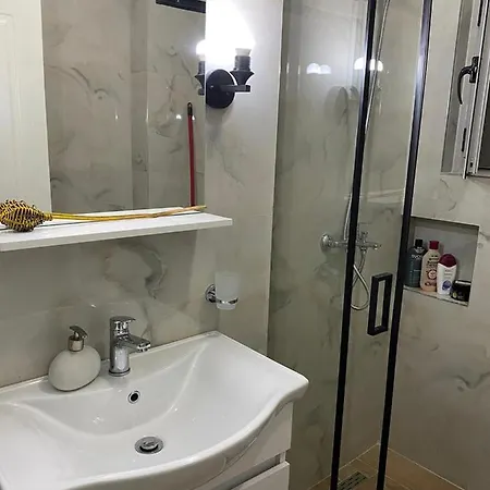 Apartment Ultra 'new Baazar' *